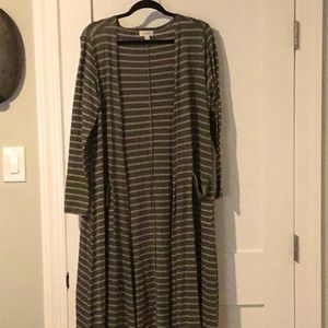 LulaRoe light knit cardigan 46” long 2 patch pockets
